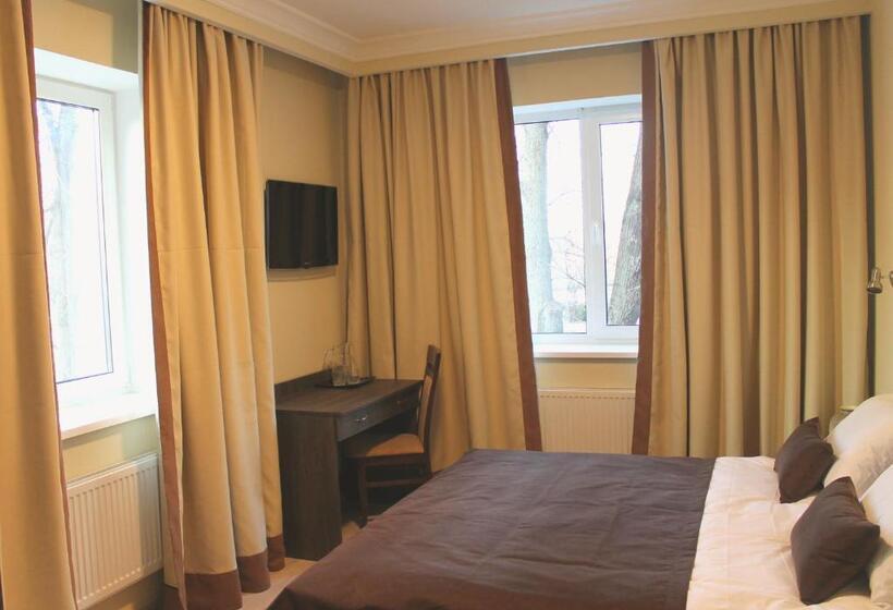 בית מלון כפרי Nonstop