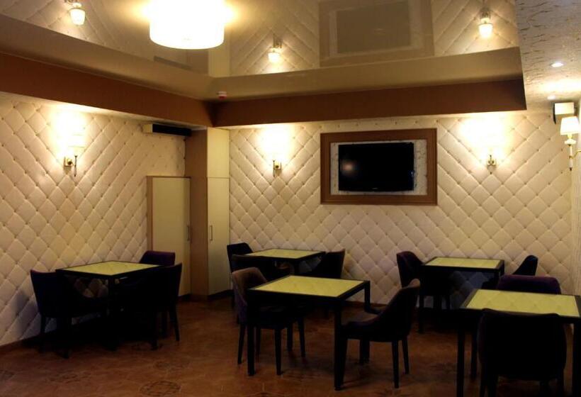 בית מלון כפרי Nonstop