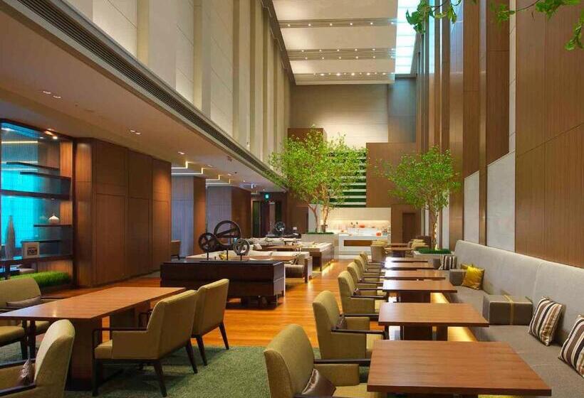 호텔 Osaka Marriott Miyako