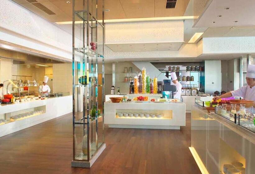 호텔 Osaka Marriott Miyako