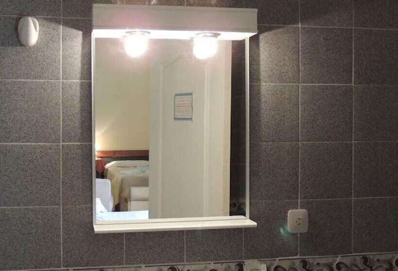 هتل Posada Del Arbol