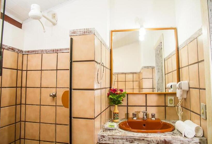 בית מלון כפרי Pousada Arraial Candeia