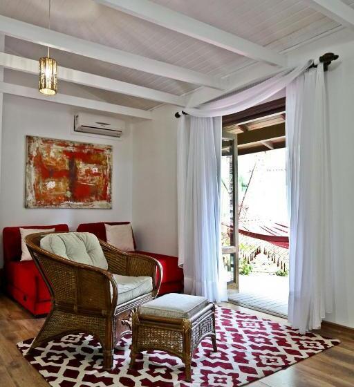 فندق Estaleiro Guest House