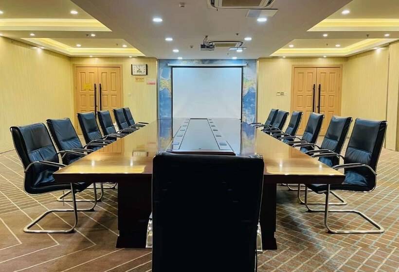 בית מלון כפרי Ramada Linyi North