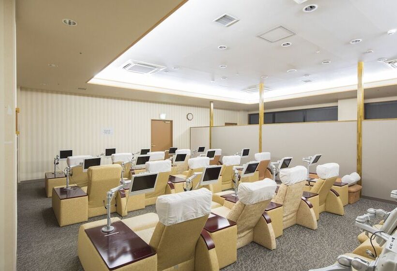 Отель Route Inn Grantia Hanyu Spa Resort