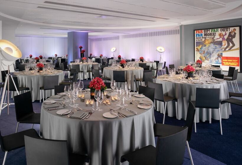 هتل Sea Containers London