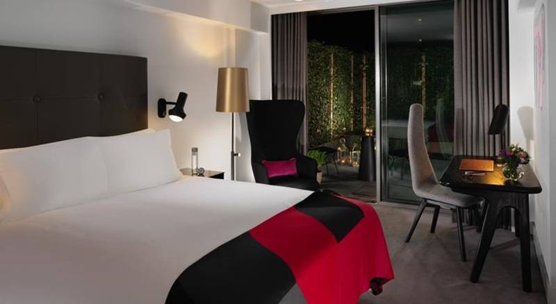 هتل Sea Containers London