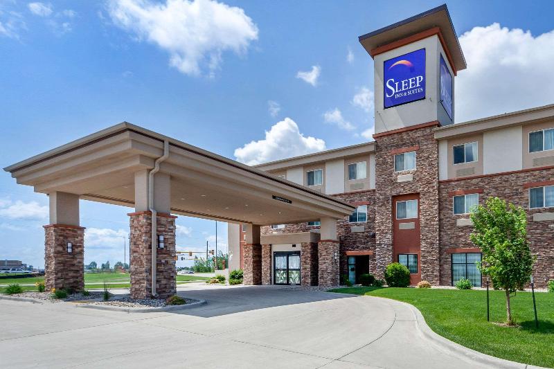 هتل Sleep Inn & Suites Devils Lake