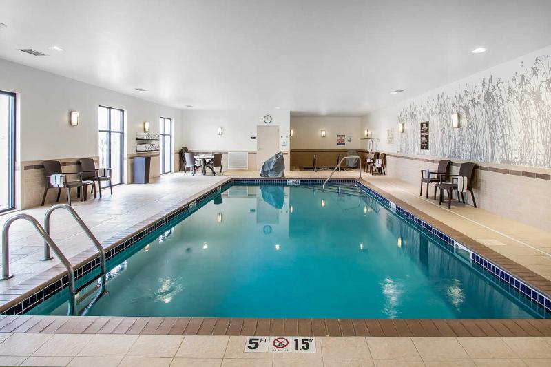 فندق Sleep Inn & Suites Devils Lake