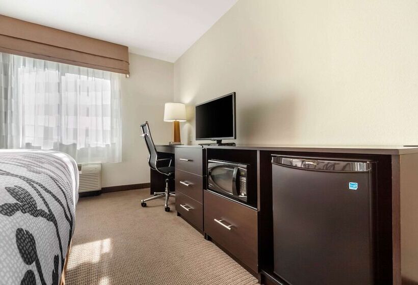 هتل Sleep Inn & Suites Devils Lake