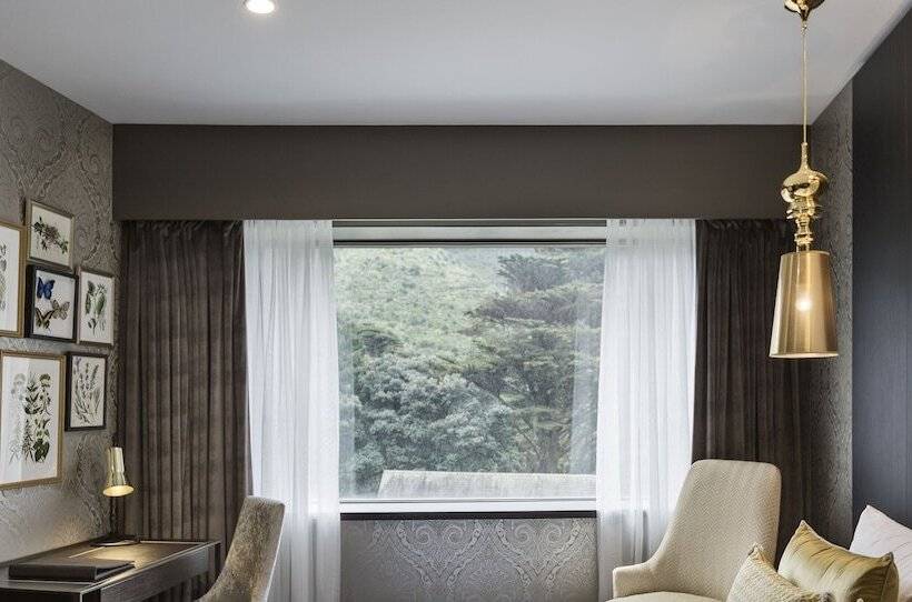 Отель Sofitel Wellington