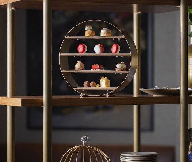 Отель Sofitel Wellington