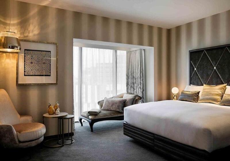 Отель Sofitel Wellington