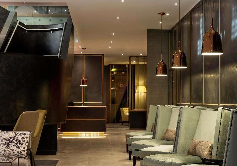 Отель Sofitel Wellington