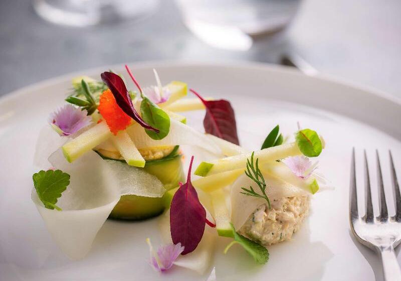 Отель Sofitel Wellington