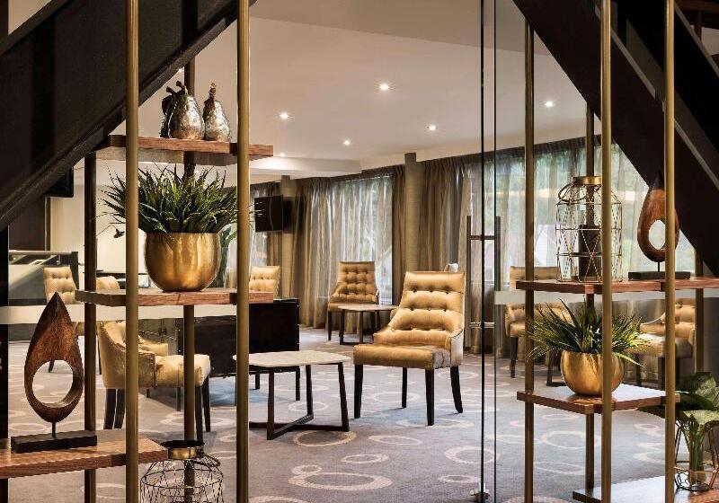 Отель Sofitel Wellington