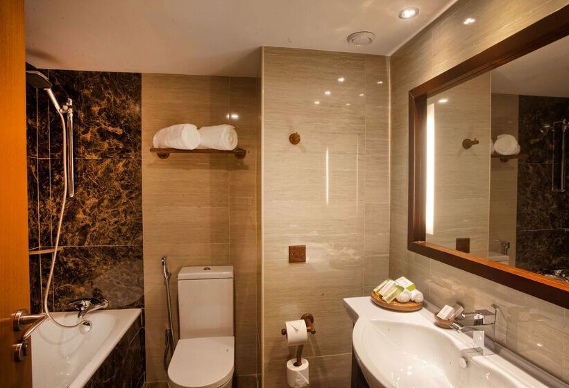 هتل Spice Tree By Turaco