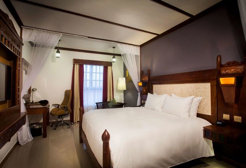 هتل Spice Tree By Turaco