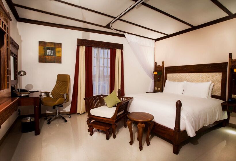 هتل Spice Tree By Turaco