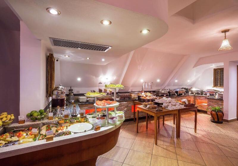 هتل Spice Tree By Turaco