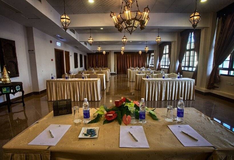 هتل Spice Tree By Turaco