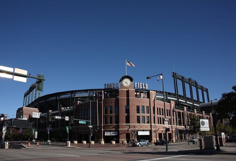 ホテル Staybridge Suites Denver   Central Park, An Ihg