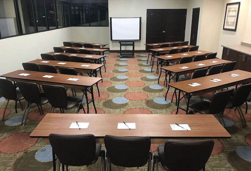 فندق Staybridge Suites Seattle   Fremont, An Ihg