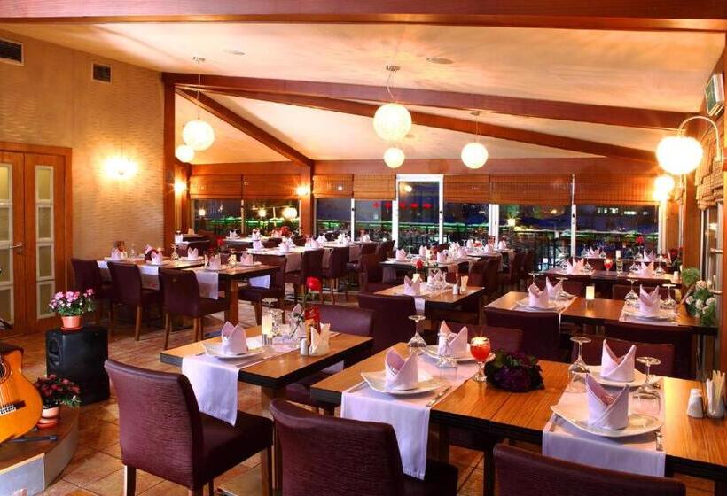 Sultan Hotel Restaurant Bistro