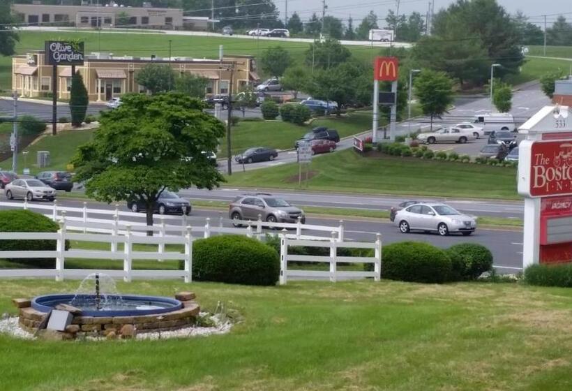 فندق The Boston Inn