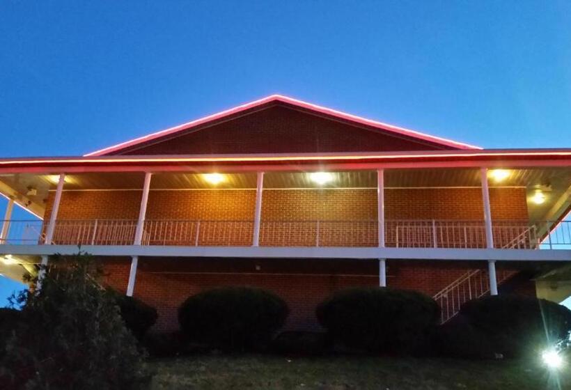 فندق The Boston Inn