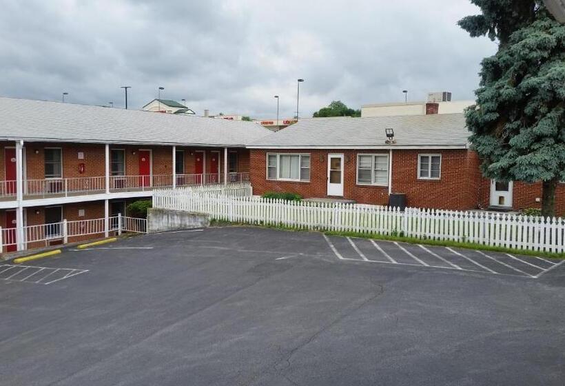 فندق The Boston Inn