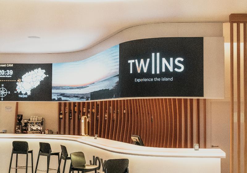 호텔 The Ibiza Twiins 4* Sup