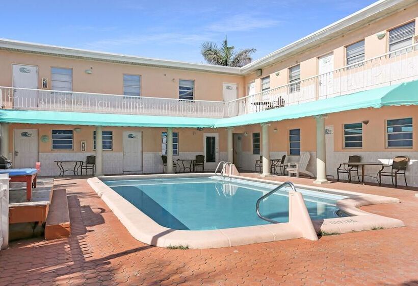 Отель The Seagull