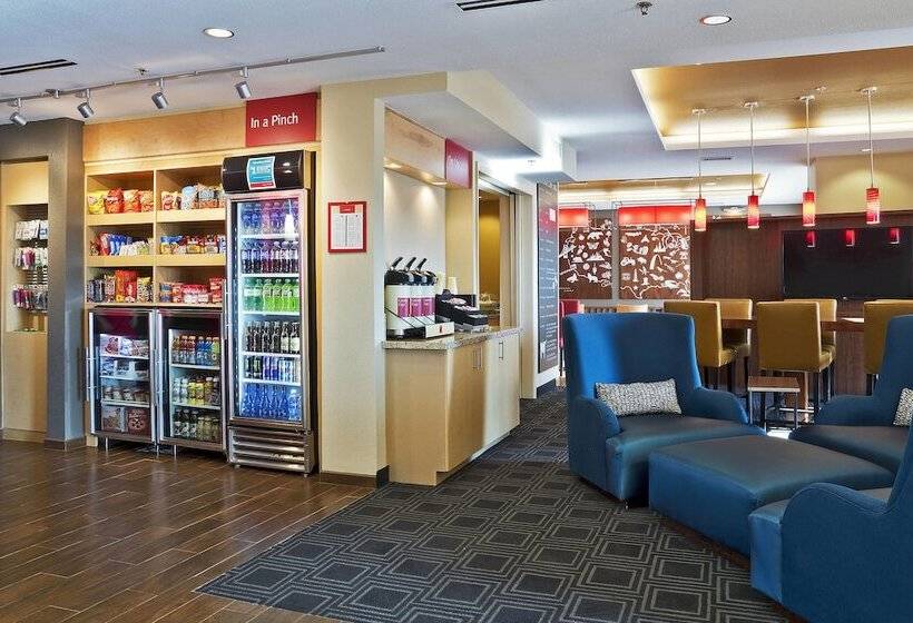 Отель Towneplace Suites By Marriott Dodge City