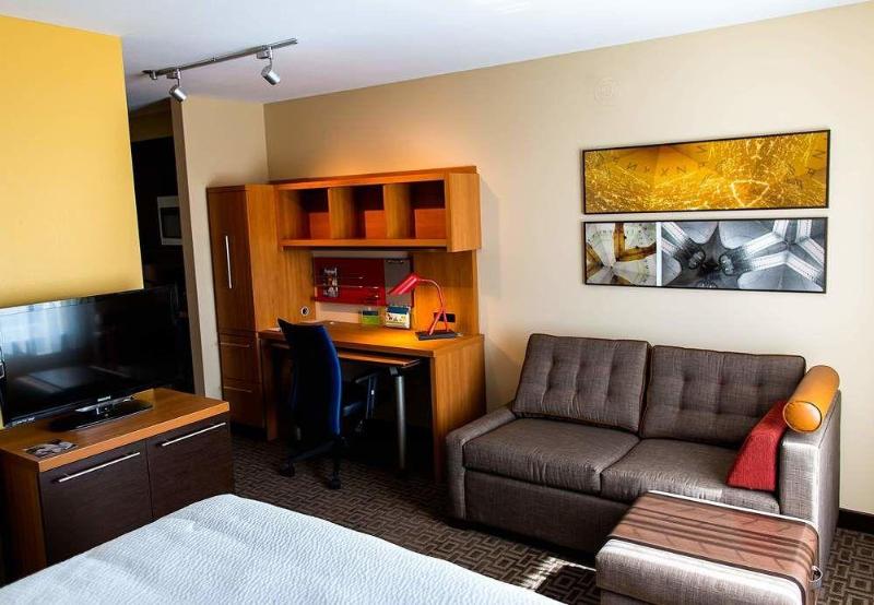 فندق Towneplace Suites By Marriott Lancaster