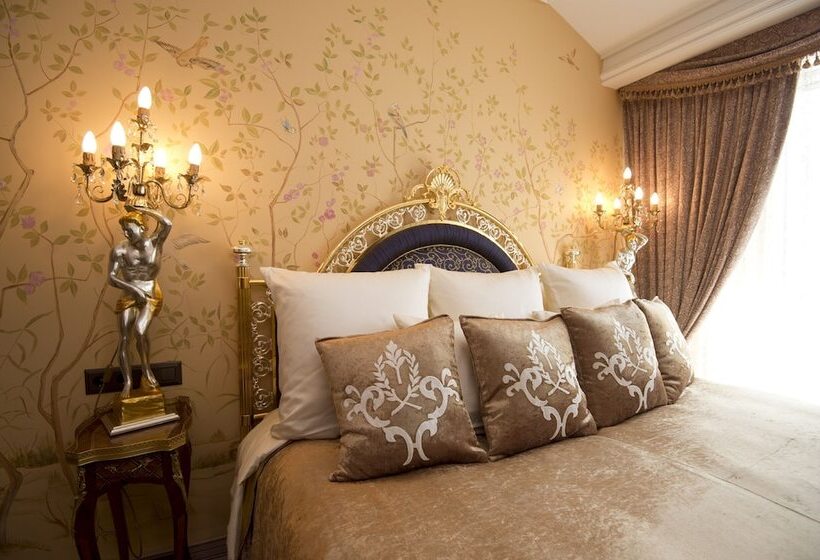 فندق Trezzini Palace Boutique