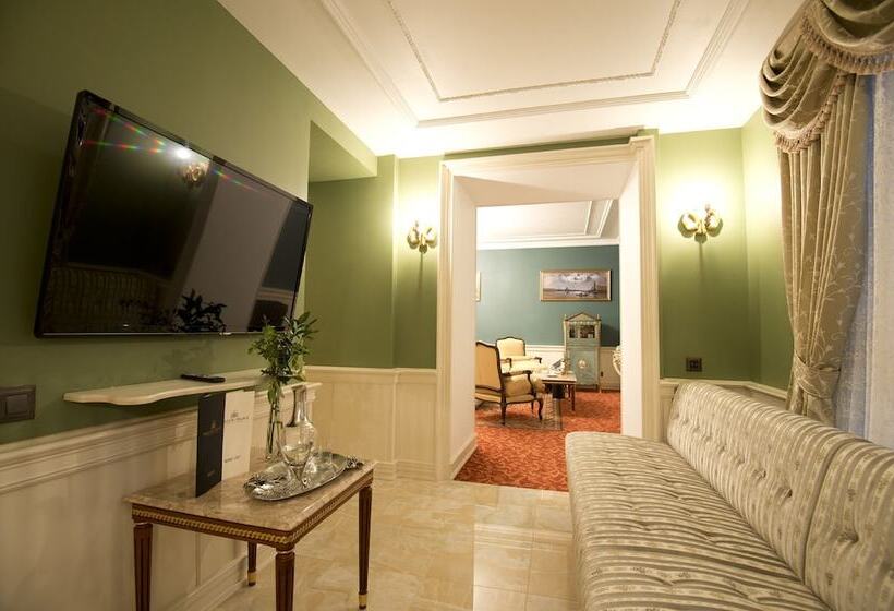 فندق Trezzini Palace Boutique