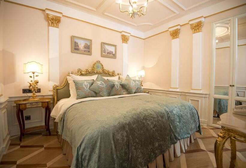 فندق Trezzini Palace Boutique