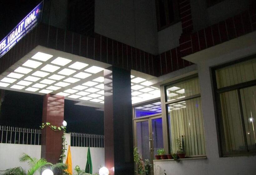 호텔 Viraat Inn
