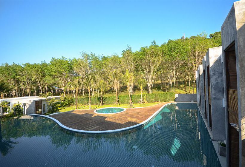 בית מלון כפרי Wanaburi