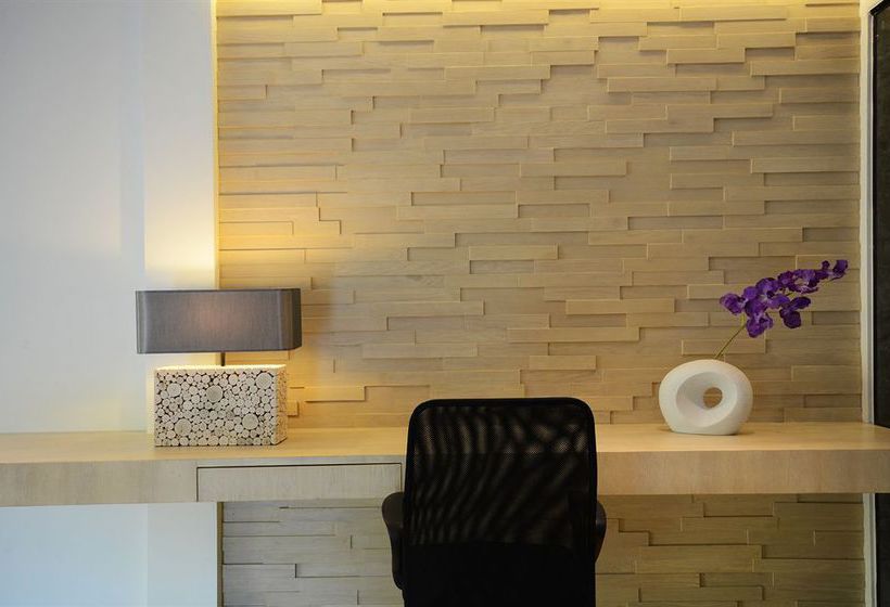 בית מלון כפרי Wanaburi