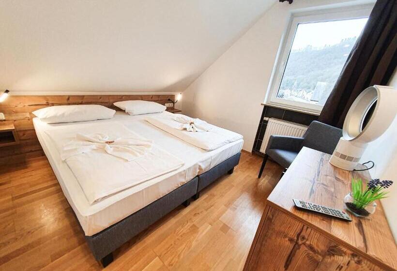 ホテル Winzerhaus Gärtner   An Der Loreley