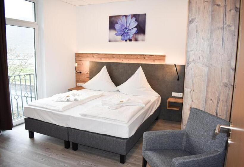 ホテル Winzerhaus Gärtner   An Der Loreley