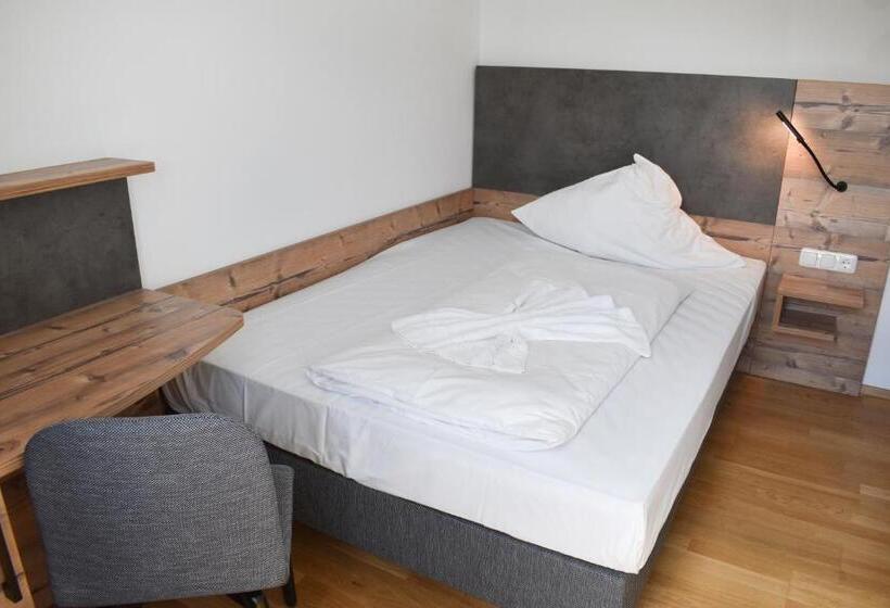 ホテル Winzerhaus Gärtner   An Der Loreley