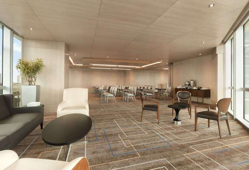 Wyndham Grand Istanbul Levent Hotel & Conference Center