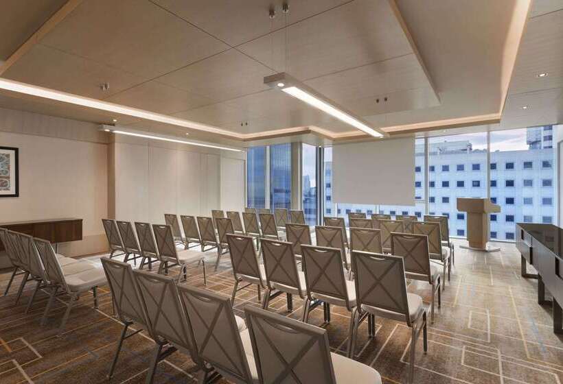 Wyndham Grand Istanbul Levent Hotel & Conference Center