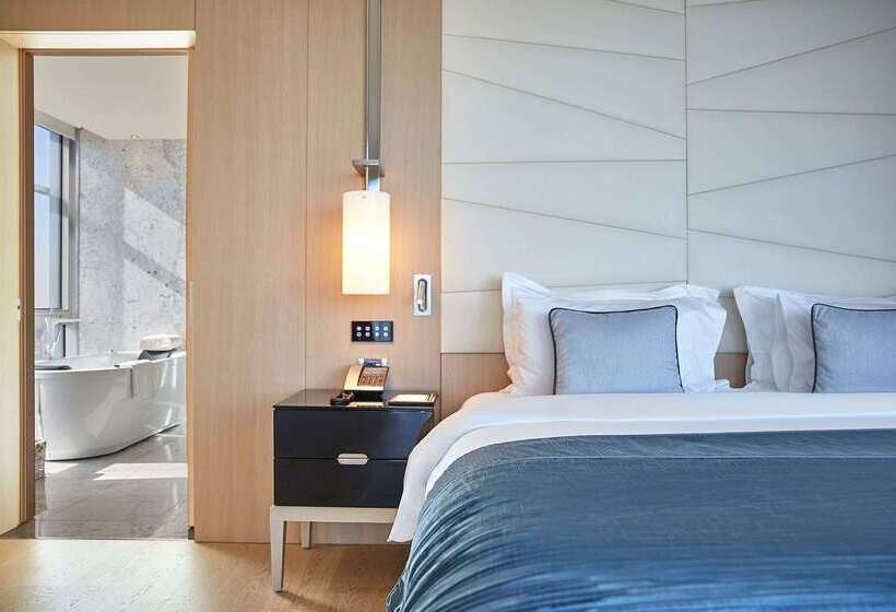 Wyndham Grand Istanbul Levent Hotel & Conference Center