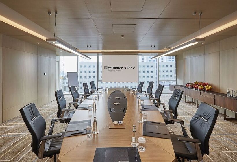 Wyndham Grand Istanbul Levent Hotel & Conference Center