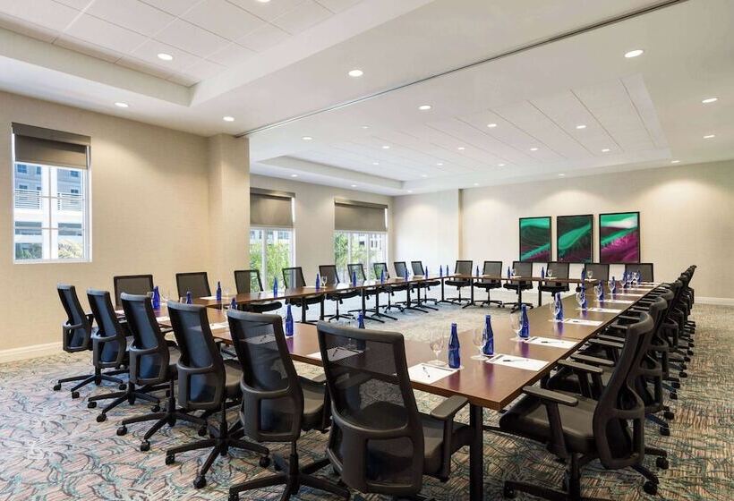 فندق Wyndham Grand Jupiter At Harbourside Place