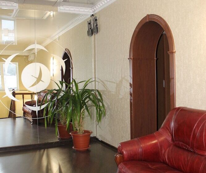 هتل Zhuravli Park